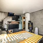 Aava Sky Village Domek alpejski *