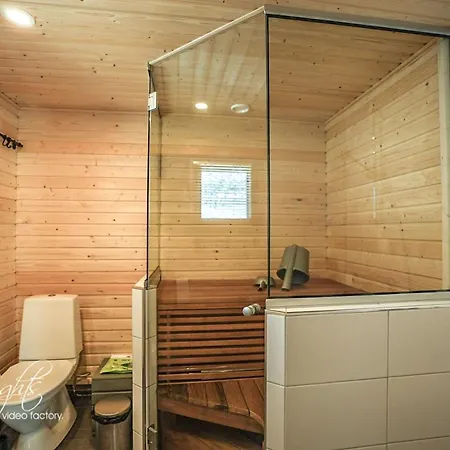 Chalet Aava Sky Village *